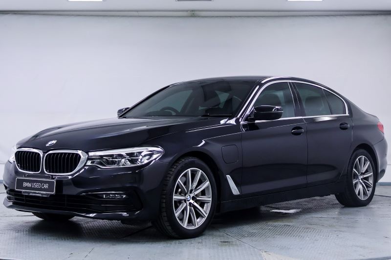 2021 BMW 5 Series