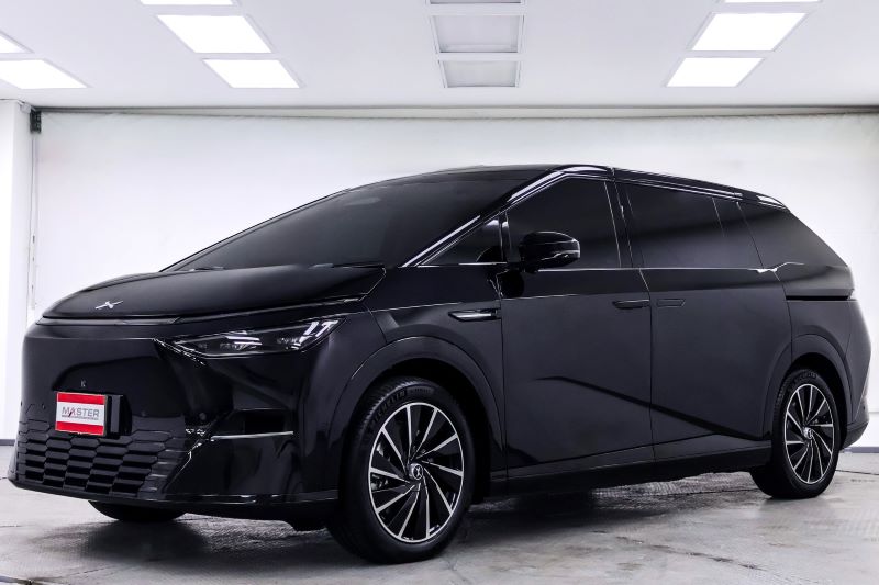 2025 XPENG EV