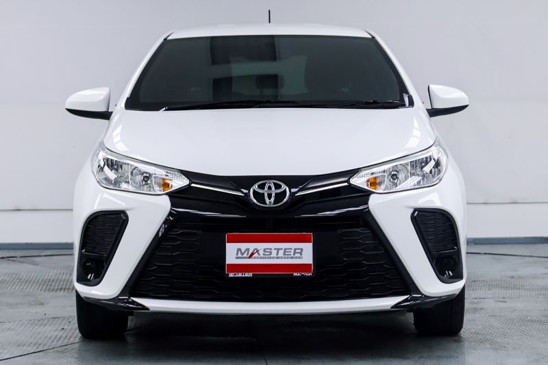 TOYOTA YARIS 1.2 Entry 