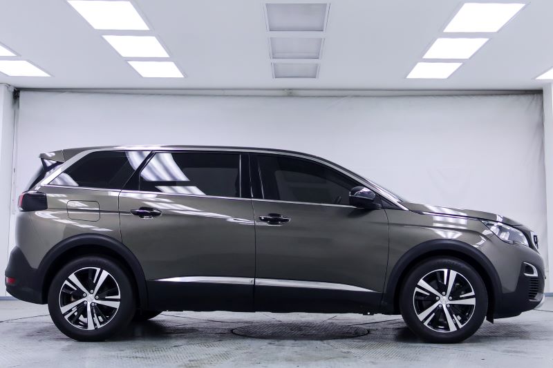 PEUGEOT 5008 ACTIVE 