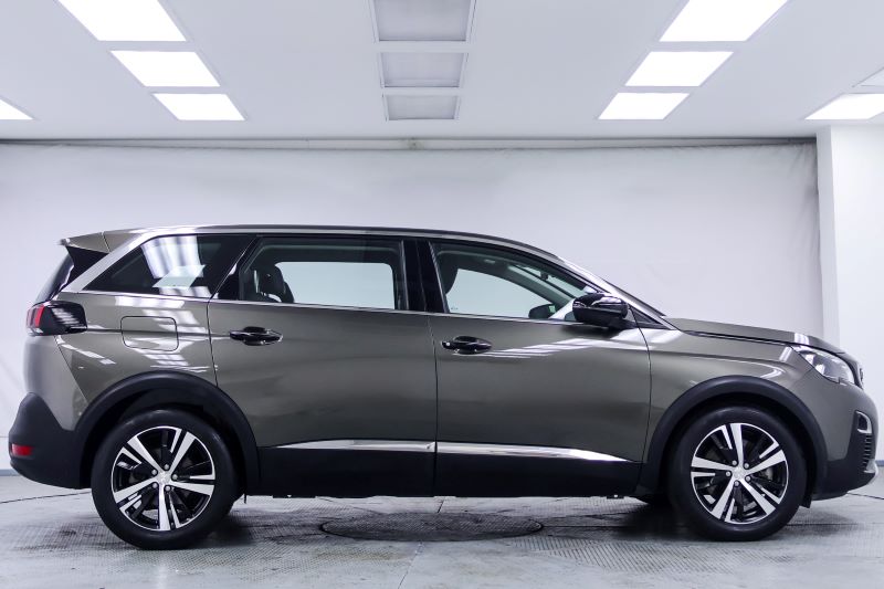 5008 ACTIVE