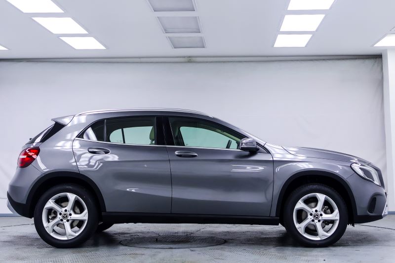 BENZ GLA200 Urban-W156
