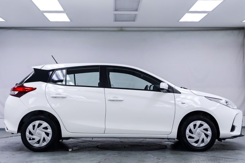 TOYOTA YARIS 1.2 ECO Entry 
