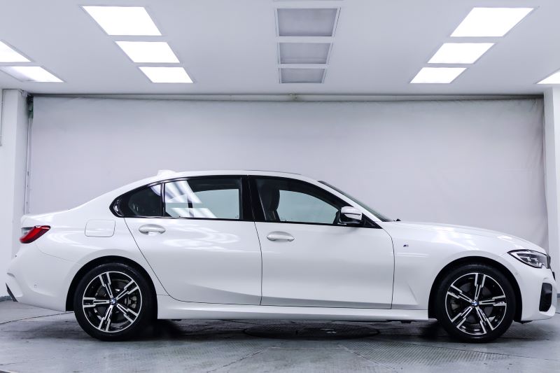 BMW 330Li M Sport - G28