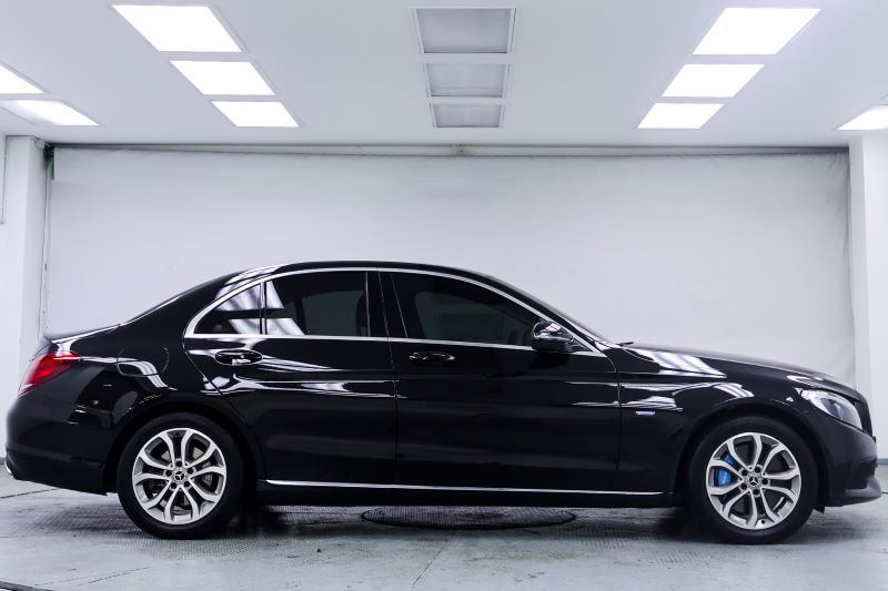 BENZ C350e Avangarde Plugin hybrid-w205