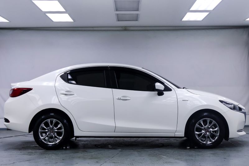 MAZDA 2 SKY ACTIV 