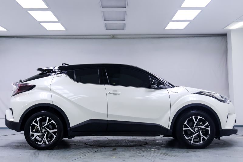 TOYOTA C-HR Hybrid 1.8 MID 