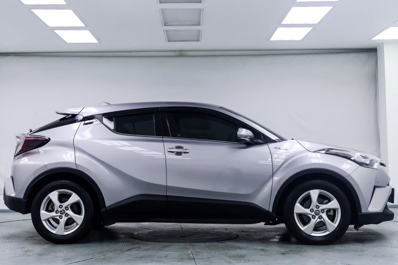 TOYOTA CHR 1.8 Hybrid MID 