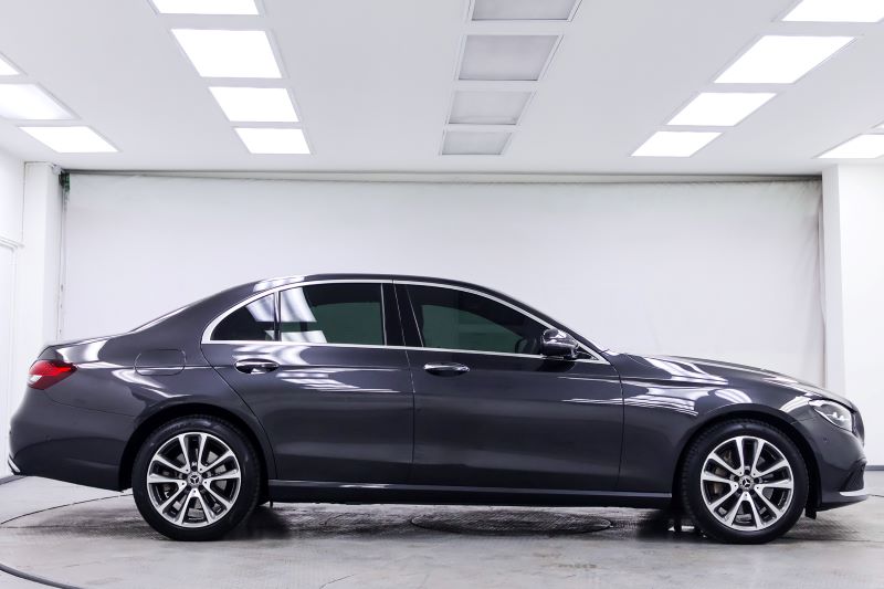 BENZ E300e AV - W213