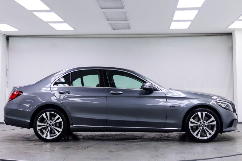BENZ C300e AVATGARDE W205