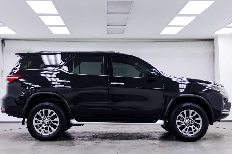 TOYOTA FORTUNER 2.4V 