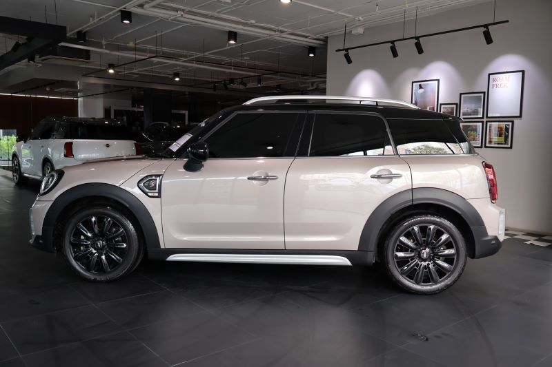 MINI Countryman HighTrim F60 LCI