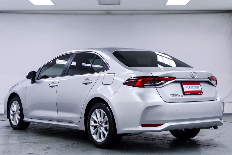 ALTIS 1.8 HYBRID HIGH 