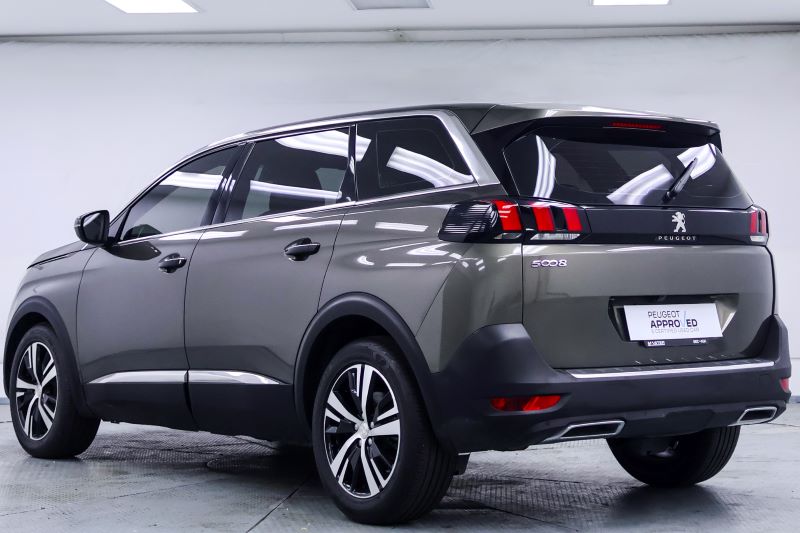 PEUGEOT 5008 ACTIVE