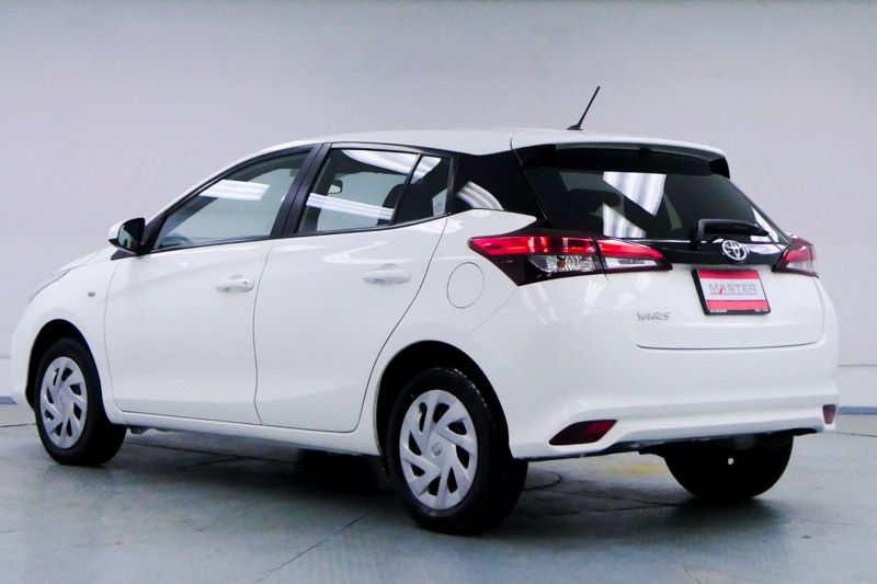 TOYOTA YARIS ECO1.2 Entry 