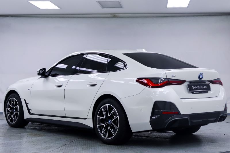 BMW i4 eDrive35 Msport-G26