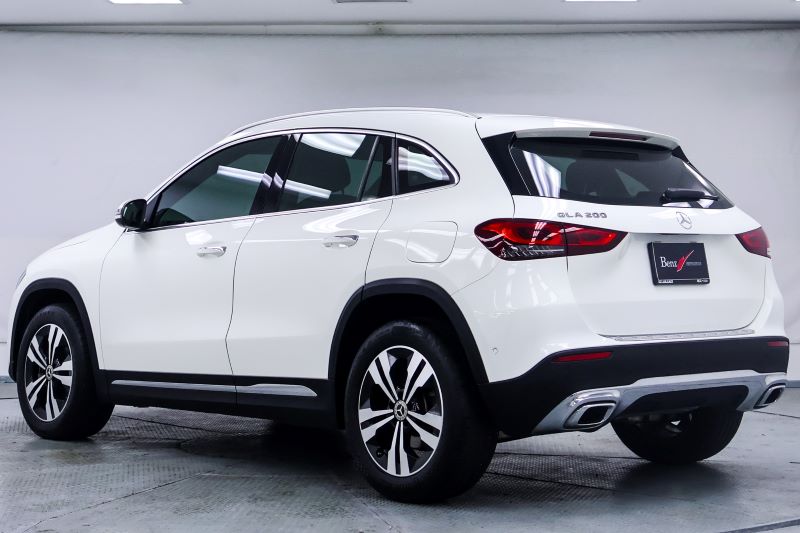 BENZ GLA200 Progessive - W247