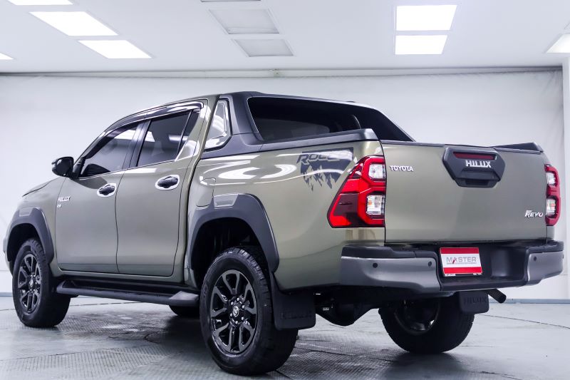 TOYOTA REVO DOUBLE CAB 2.8 ROCCO (4WD) (AT) 