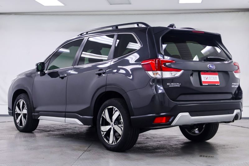 SUBARU Forester 2.0 I-S EYESIGHT (AWD)