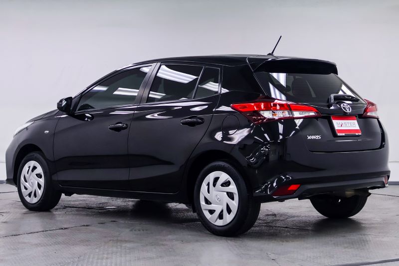 TOYOTA YARIS 1.2 ENTRY 