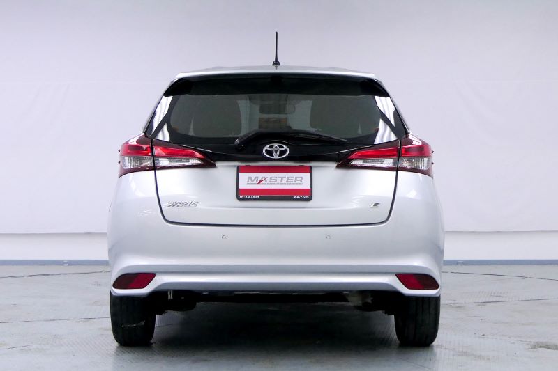 TOYOTA YARIS 1.2 E MNC