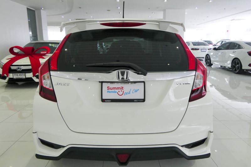 HONDA JAZZ 1.5 V+ AT 