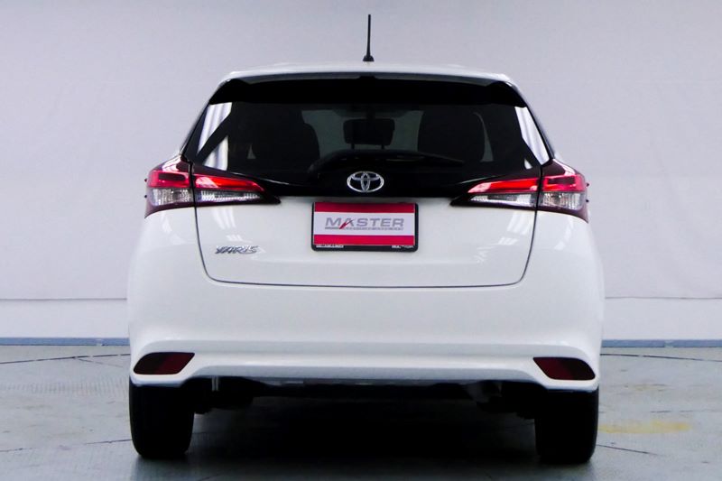 TOYOTA YARIS ECO1.2 Entry 
