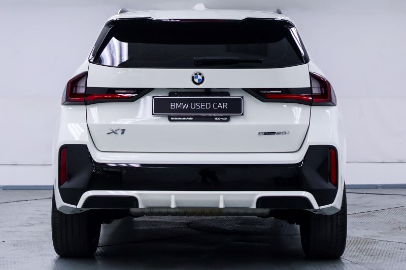 BMW X1 20i sDrive M Sport-U11