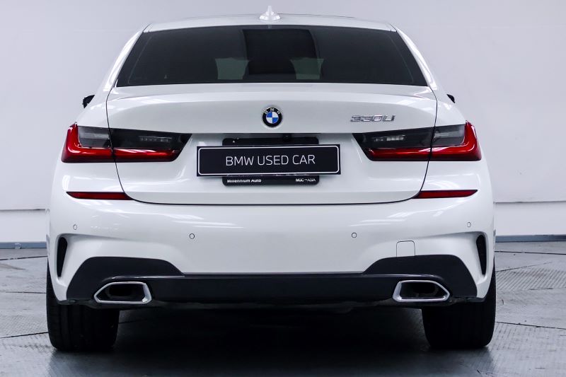 BMW 330Li M Sport - G28