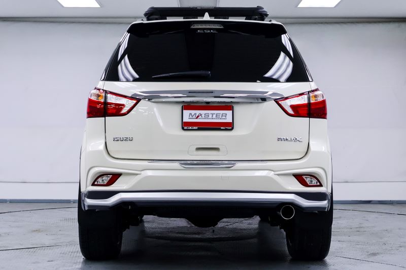 ISUZU MU-X 3.0 VGS DVD NAVI (2WD)