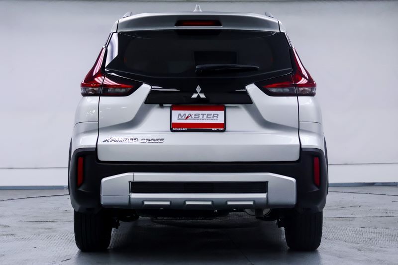 MITSUBISHI XPENDER CROSS1.5