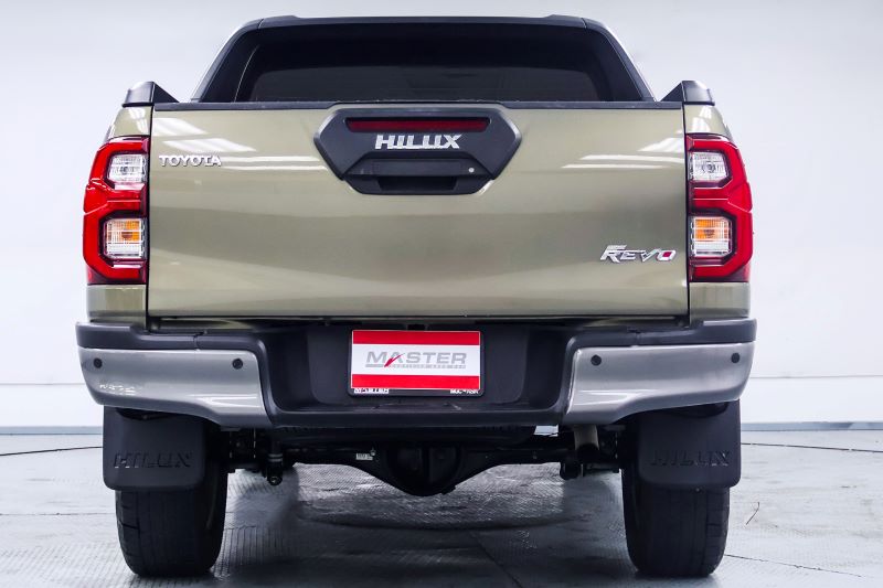 TOYOTA REVO DOUBLE CAB 2.8 ROCCO (4WD) (AT) 