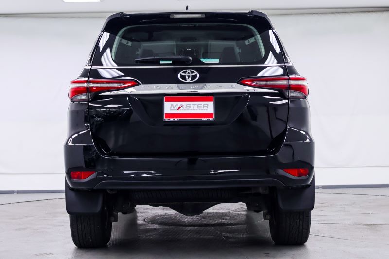 TOYOTA FORTUNER 2.4V 