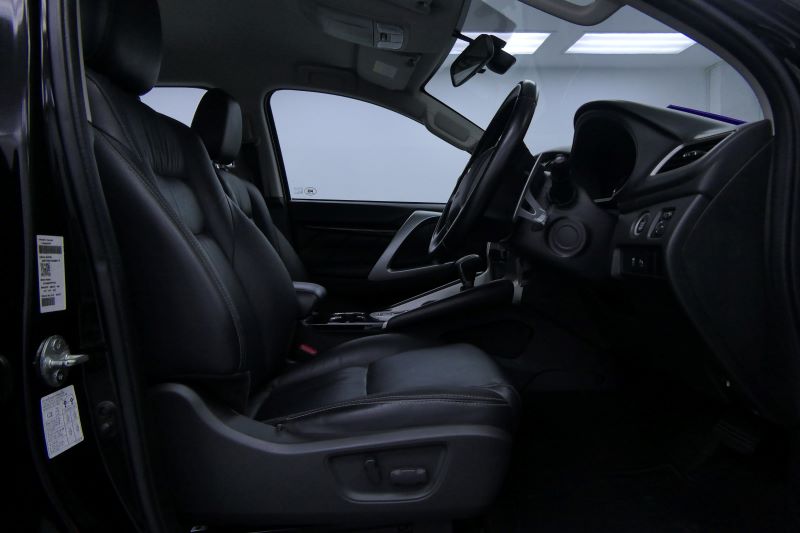 MITSUBISHI PAJERO SPORT 2.4 GT 