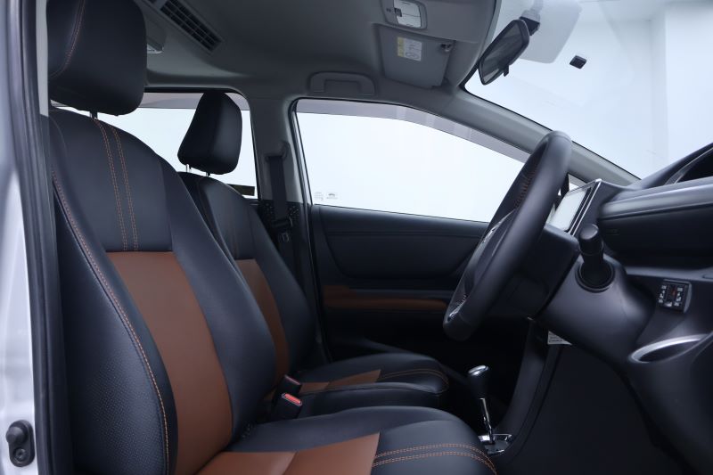 TOYOTA SIENTA 1.5V