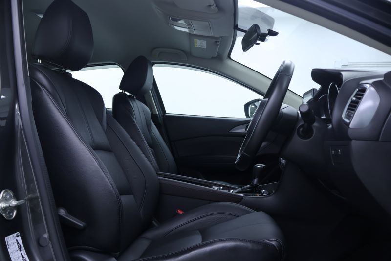 MAZDA 3 2.0 S Skyactiv(5Dr)