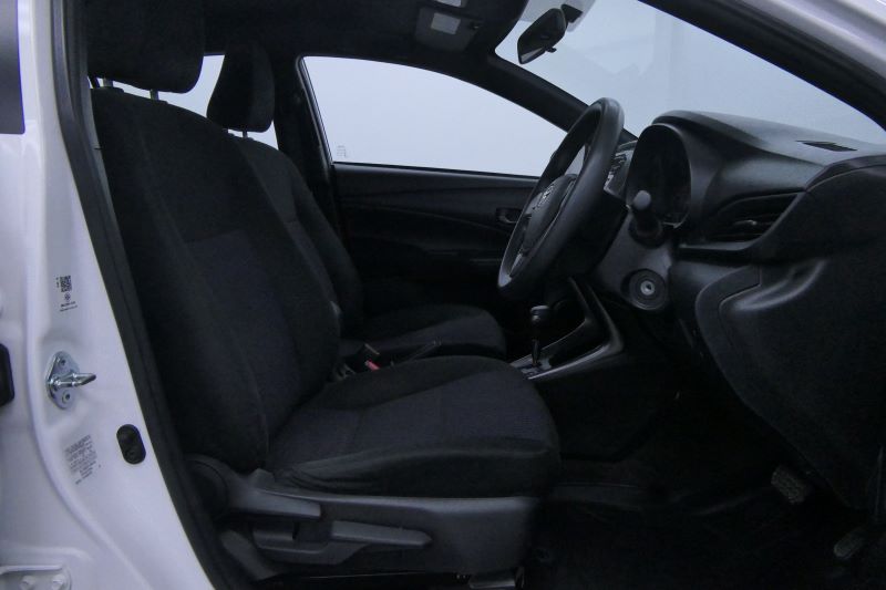 TOYOTA YARIS ECO1.2 Entry 