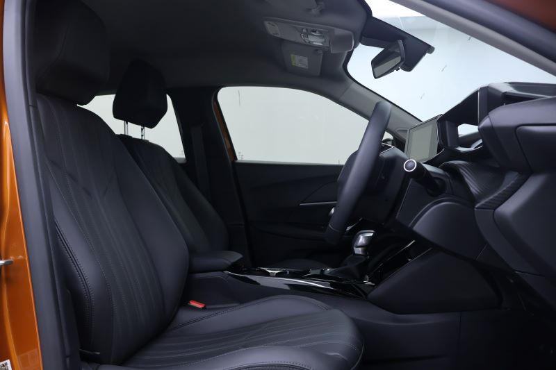 PEUGEOT 2008 1.2 TURBO