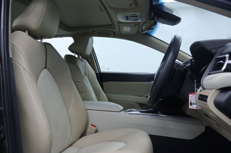 TOYOTA CAMRY HYBRID2.5 PREMIUM