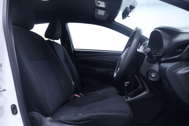 TOYOTA YARIS 1.2 ENTRY 