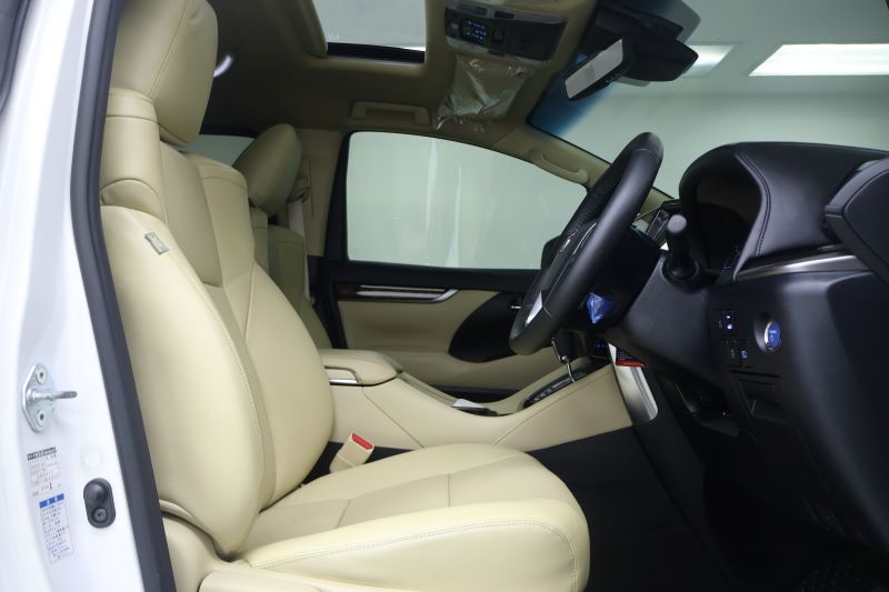 TOYOTA ALPHARD HYBRID2.4 