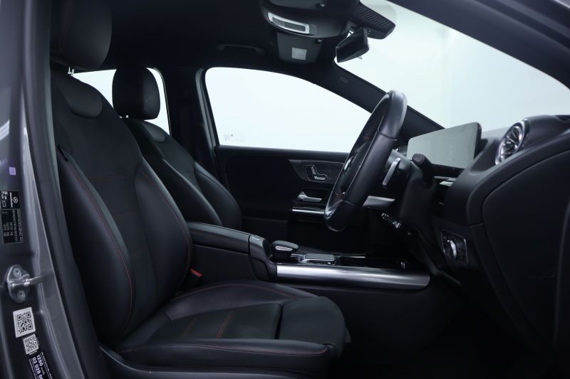 BENZ GLA200 AMG - W247 