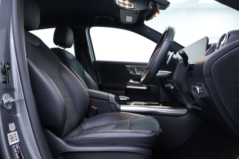 BENZ GLA200 AMG - W247 