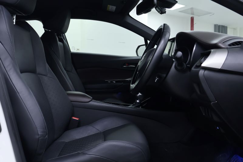 TOYOTA C-HR 1.8 Hybrid High 