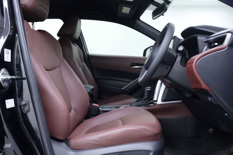 TOYOTA Collora Cross 1.8 HEV 