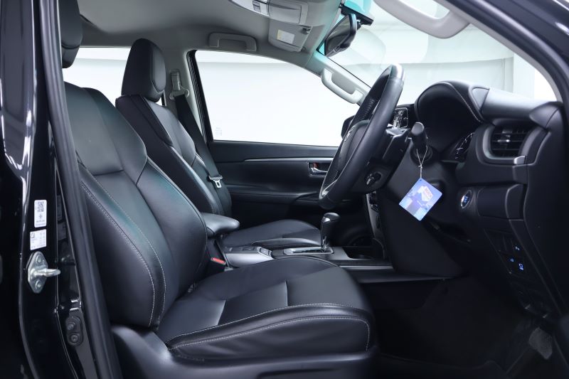 TOYOTA FORTUNER 2.4V 