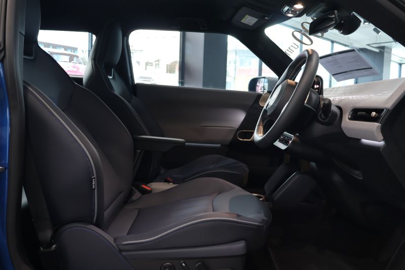 MINI Couper SE HihgTrim JO1