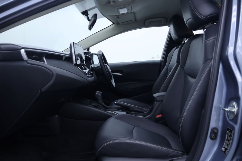 Altis 1.6 G