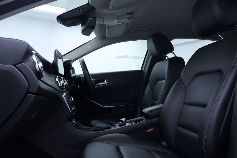 GLA200 Urban W156