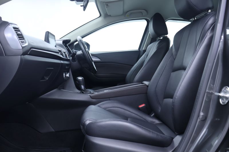 MAZDA 3 2.0 S Skyactiv(5Dr)